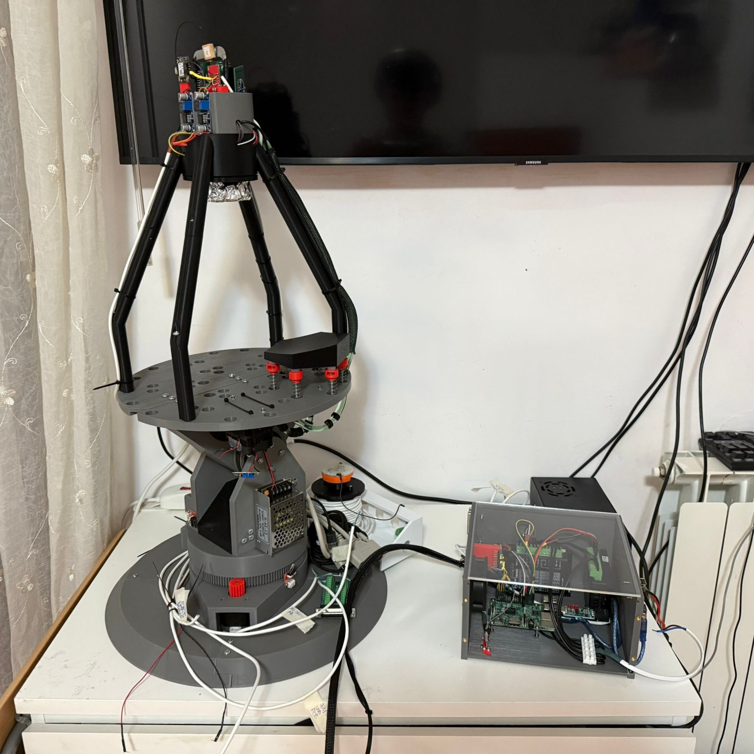 Citizen Science Cluster Cerenkov per uso accessibile