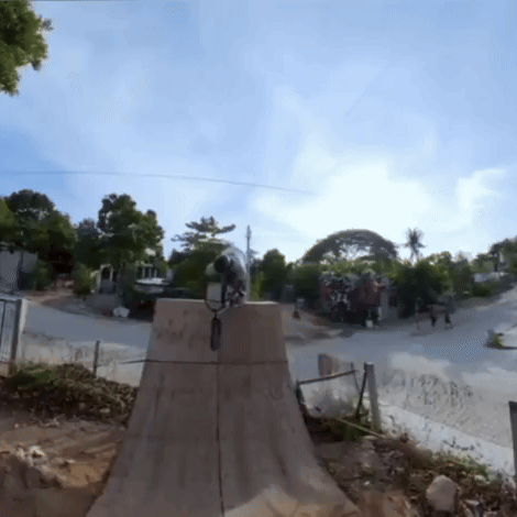 Apoya el BMX y Bandas de Punk